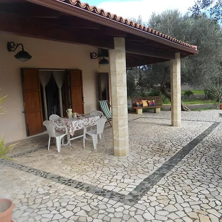 Maria Salento Villa *