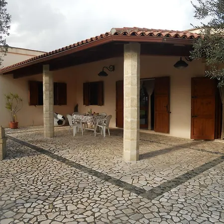 Maria Salento Villa